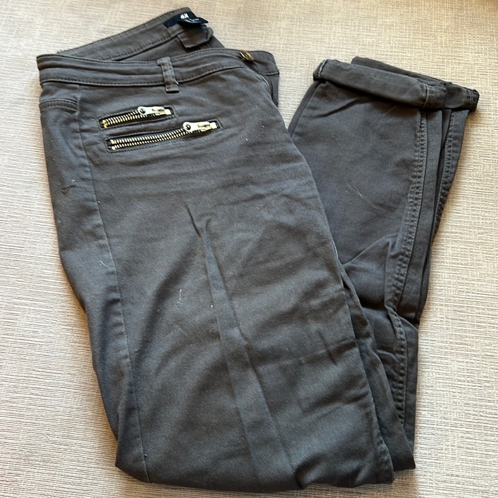 Green H&M skinny pants